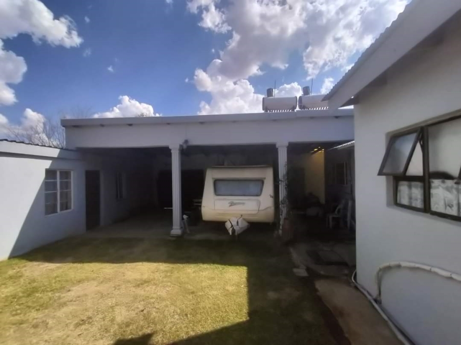 4 Bedroom Property for Sale in Frankfort Free State
